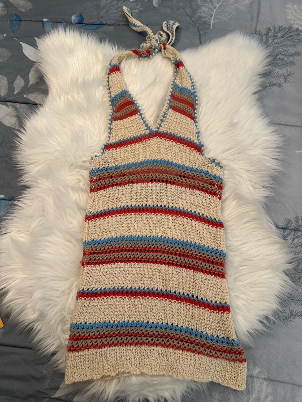 EUC Forever 21 Crocheted Halter Mini Dress in Cream, Blue & Red Sz S